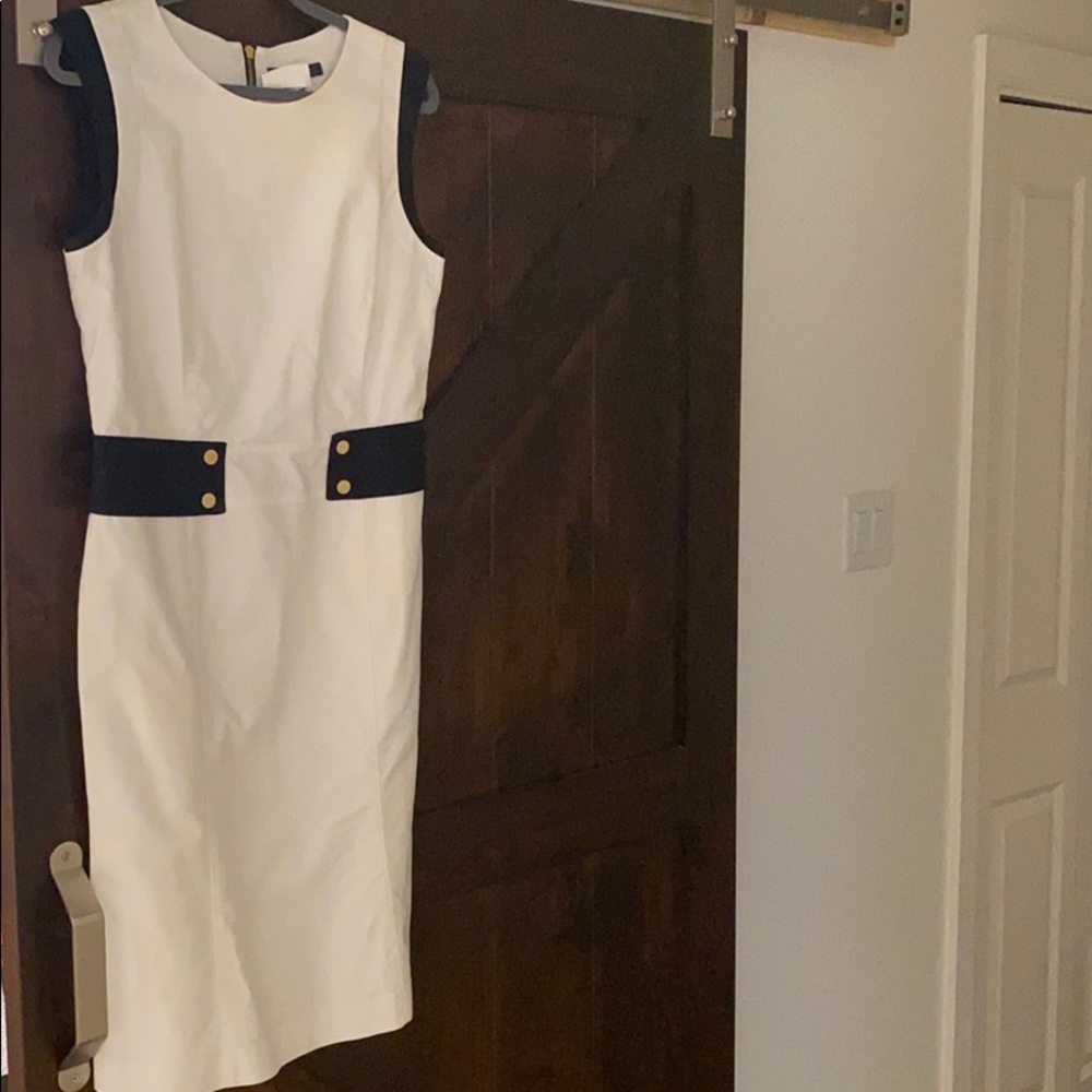 Classic dress